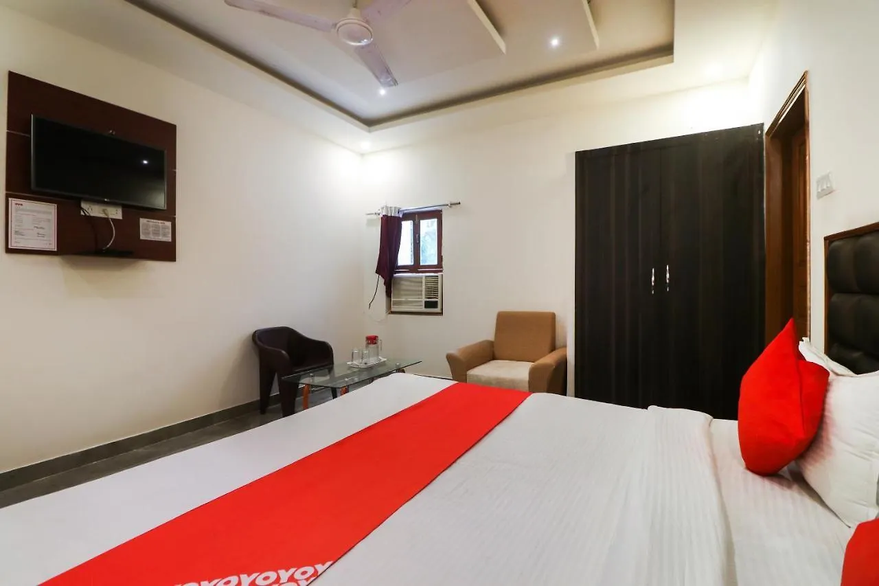 Oyo 37453 Mahi In Hotel Varanasi