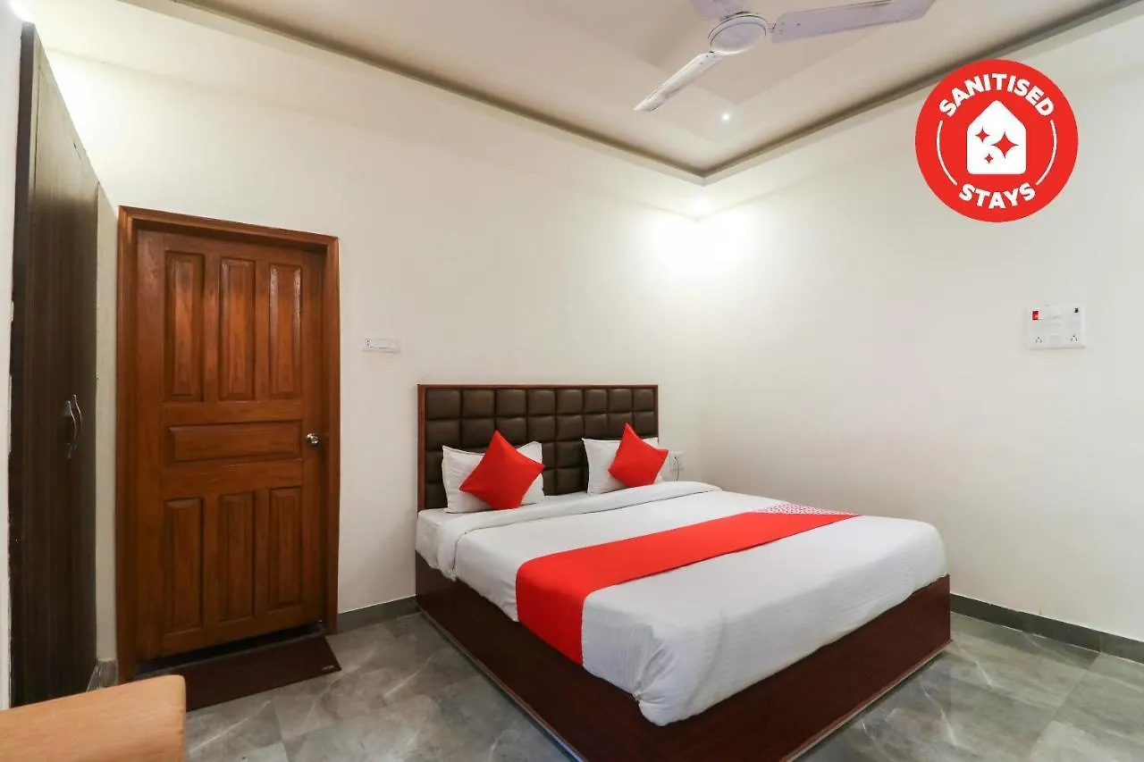Oyo 37453 Mahi In Hotel Varanasi