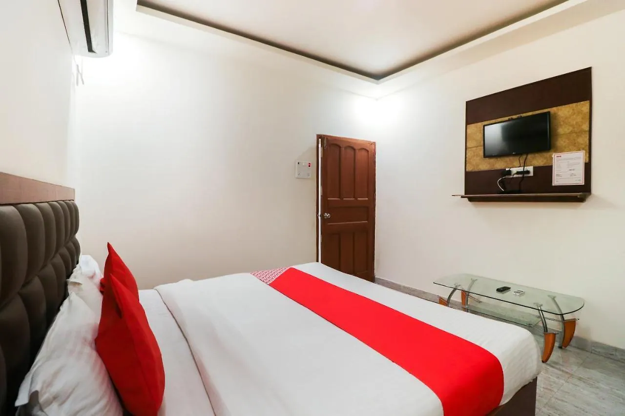 Oyo 37453 Mahi In Hotel Varanasi